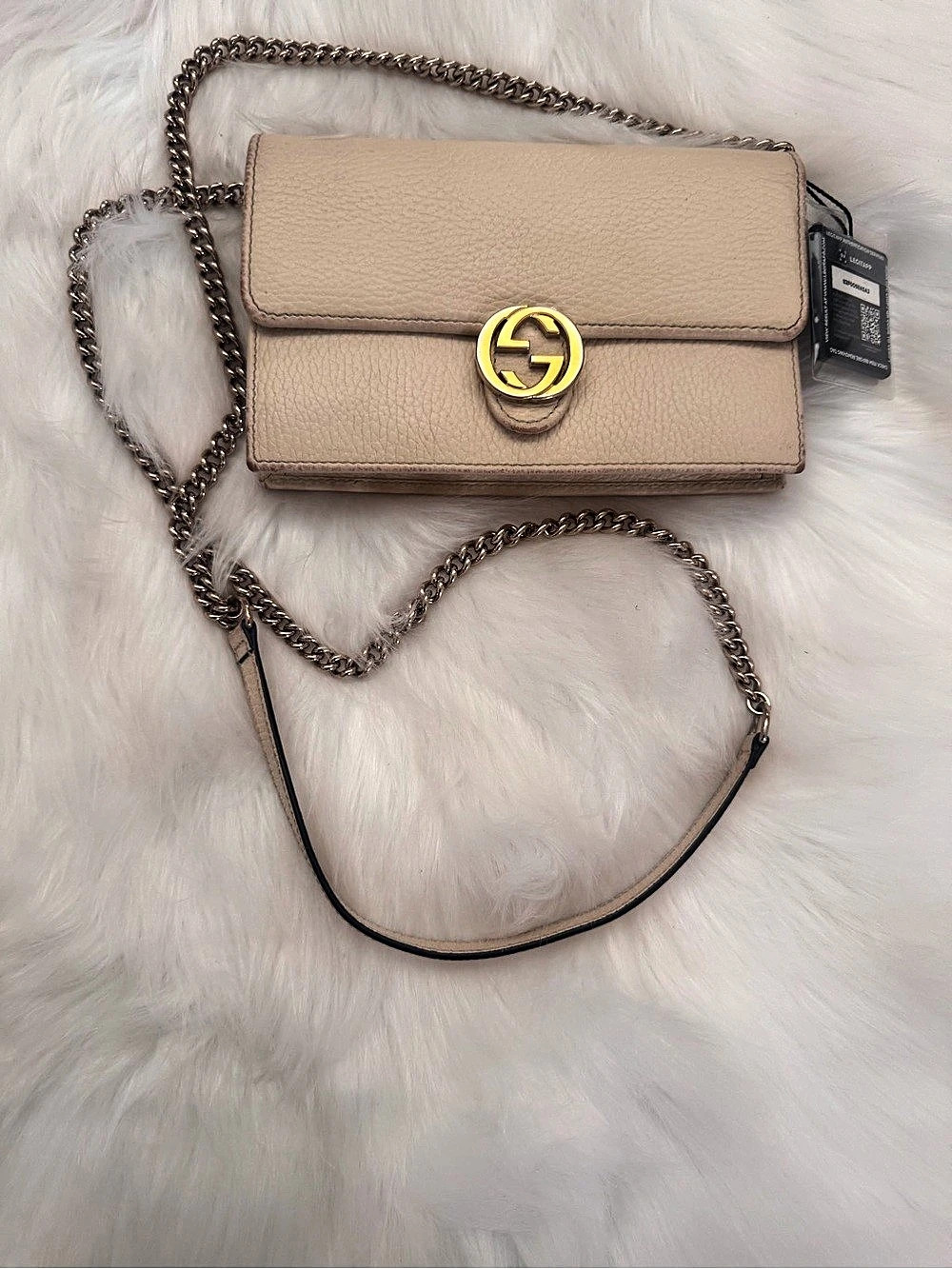 Gucci Interlocking G Chain Wallet Off-White Crossbody